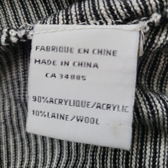 Lady Dutch High Society womans striped cardigan. Size large. - Picture 6 of 6